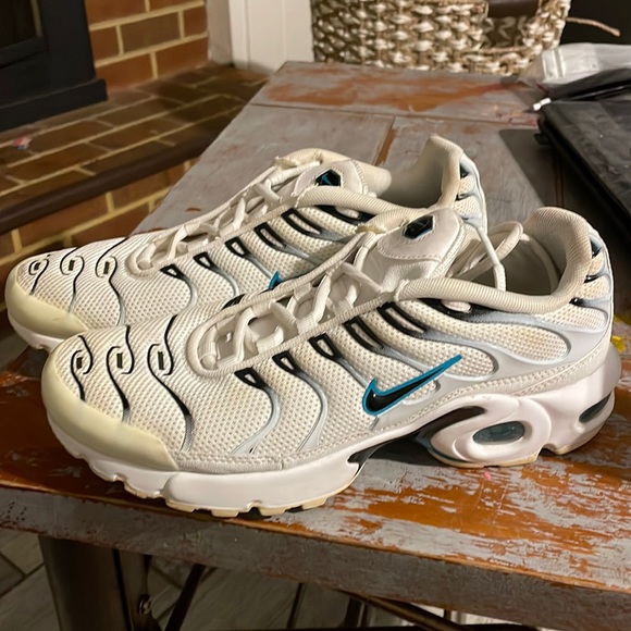 Like NEW Nike Air Max plus - Picture 1 of 2